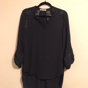 🏔Navy blue blouse dress with lace detail